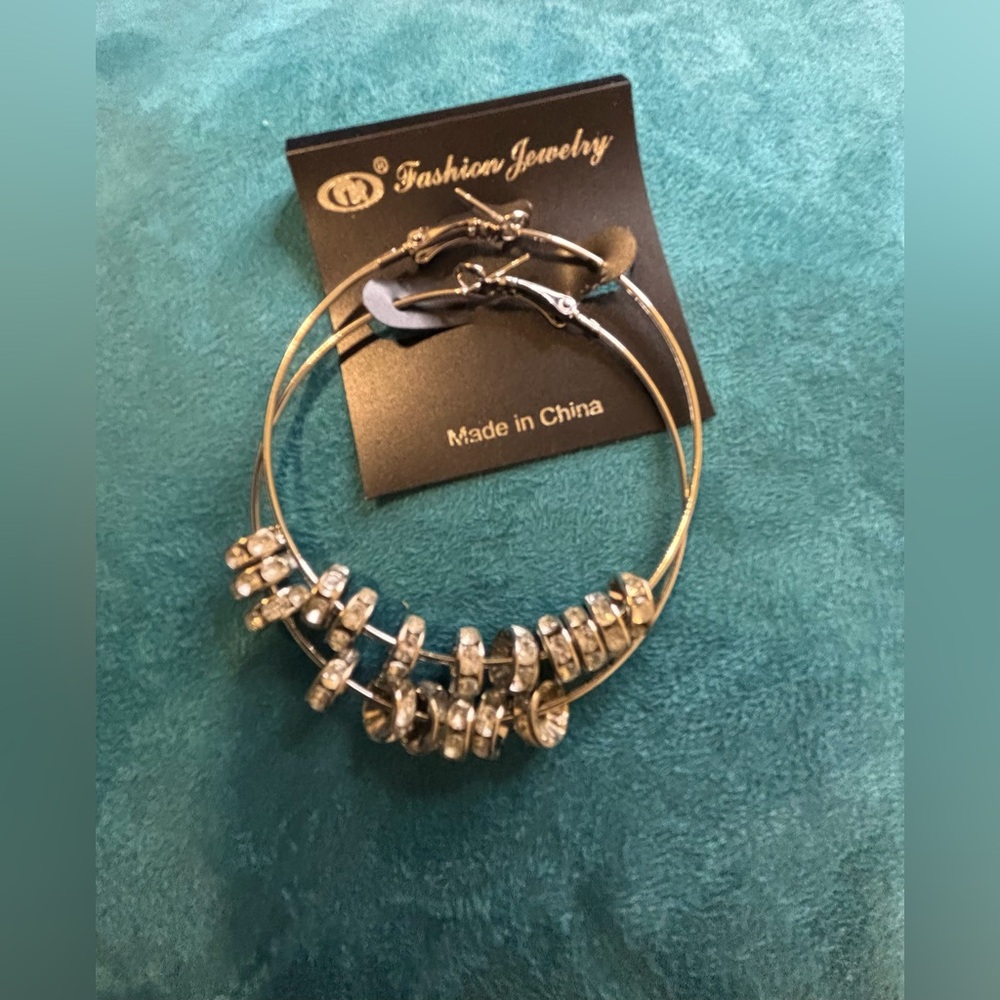 Fashion Jewelry Silver Hoop Earrings